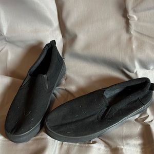 Size 7 vans style black shoes